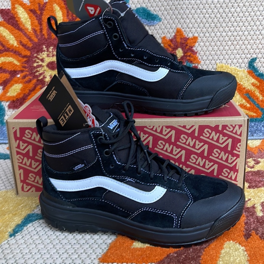 Vans Ultrarange Exo Hi Black/Black WMNS sneakers - boots - Picture 1 of 16